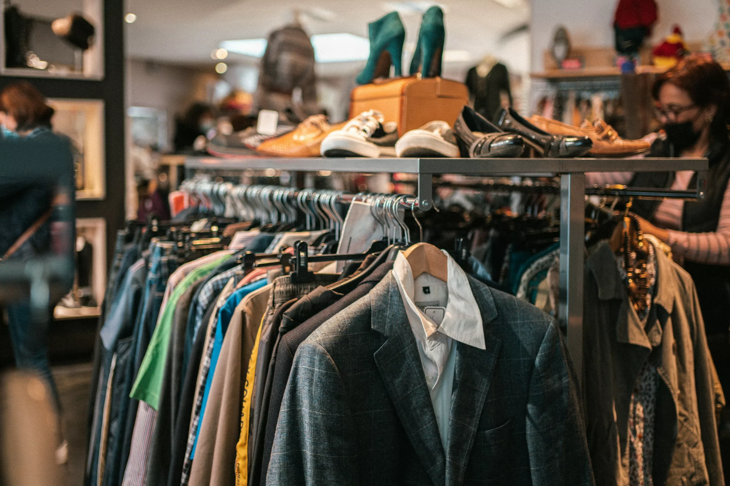 CLOTHES